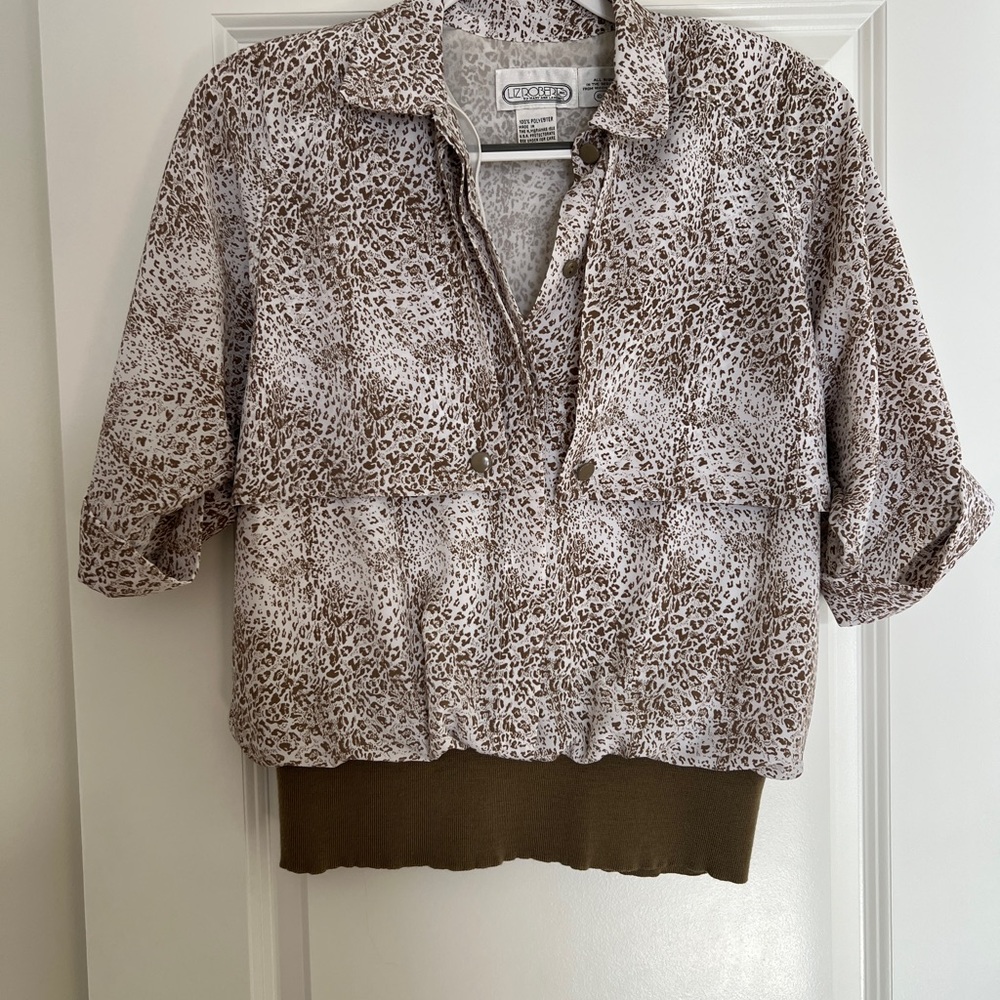 Leopard Print Button-Up Blouse - Picture 2 of 9